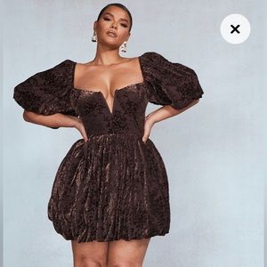 Plus chocolate puff sleeve dress
